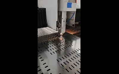 Video de bandeja de cable perforado